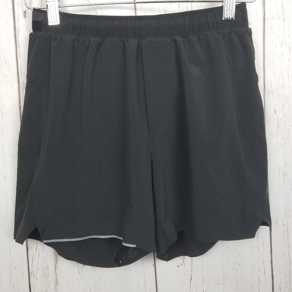 Lululemon mens shorts size small